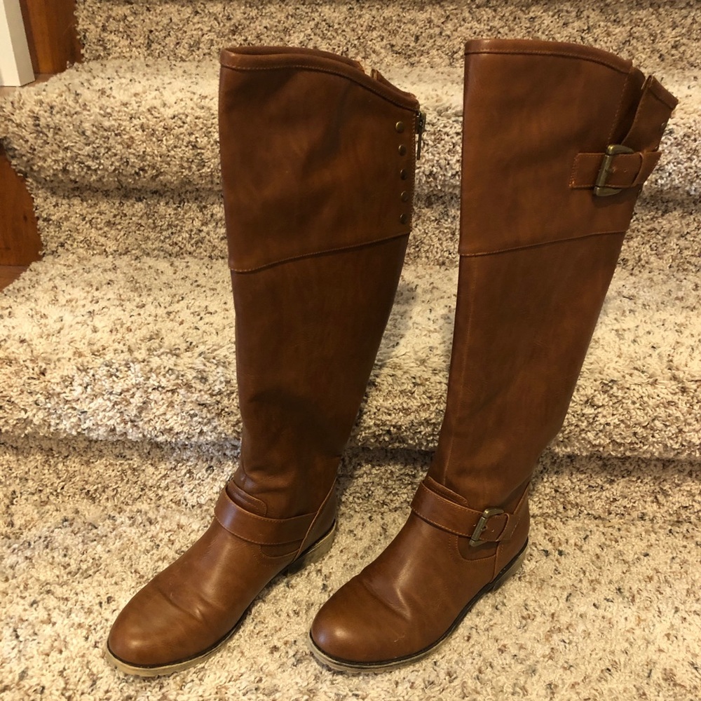 Madden Girl brown boots